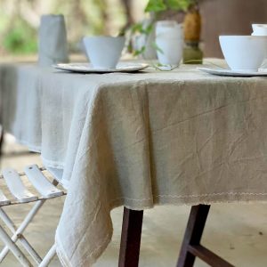 מפת שולחן מפשתן | The Linen Tablecloth