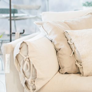 ספה מבד טבעי | Coming Home' Sofa'