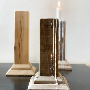 פמוט ייחודי מעץ מפירוקים |  Reclaimed Wood Candle Holder