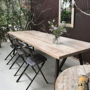שולחן 'ארוחה' מעץ ממוחזר | Salvage Wood Table