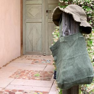 תיק פשתן ירוק ברוש | The Linen Bag